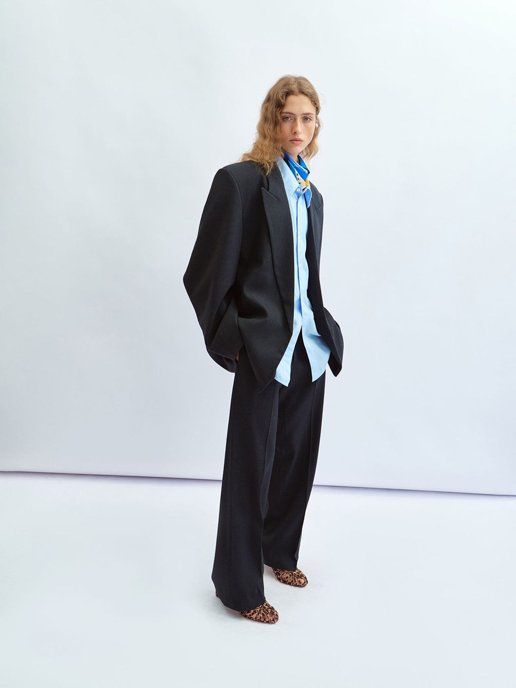 HELLO SEPTEMBER BLAZER